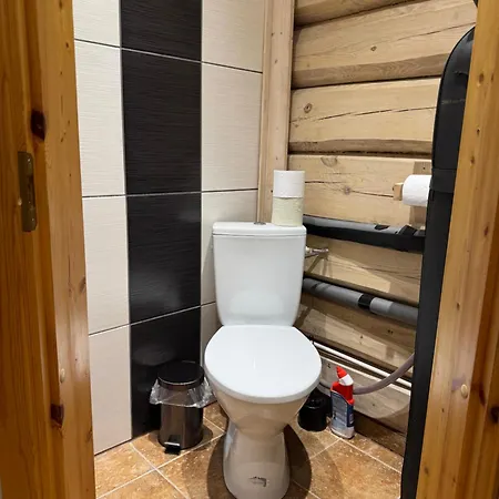 Holidayhouse With Sauna And Pond Leesoja Puhkemaja בית נופש