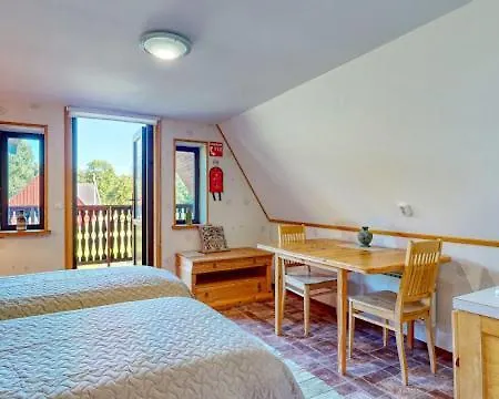 Holidayhouse With Sauna And Pond Leesoja Puhkemaja *