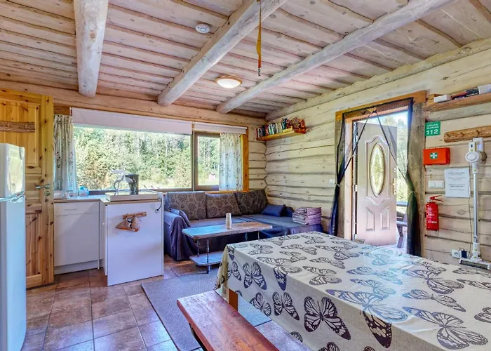 Holidayhouse With Sauna And Pond Leesoja Puhkemaja Ranniku