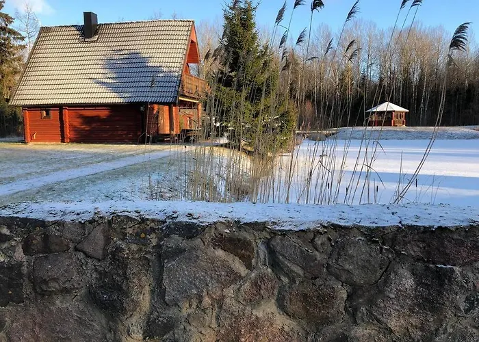 Holidayhouse With Sauna And Pond Leesoja Puhkemaja