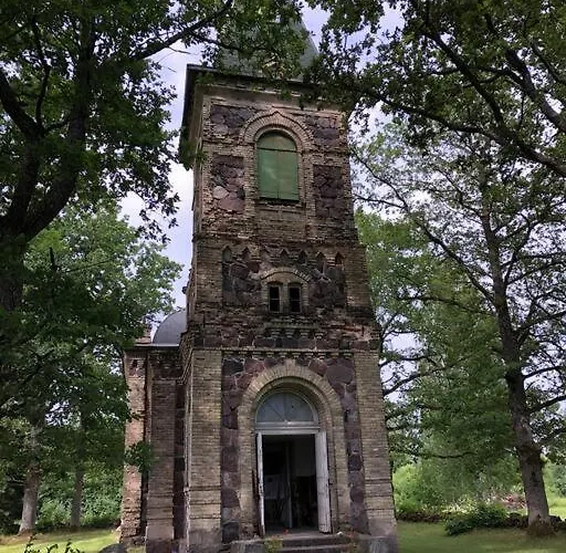Holidayhouse With Sauna And Pond Leesoja Puhkemaja Ranniku